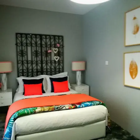 公寓 The Gallery Ii